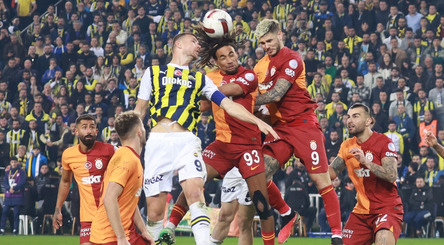 Galatasaray Fenerbahçe maçını şifresiz veren yabancı kanallar belli oldu