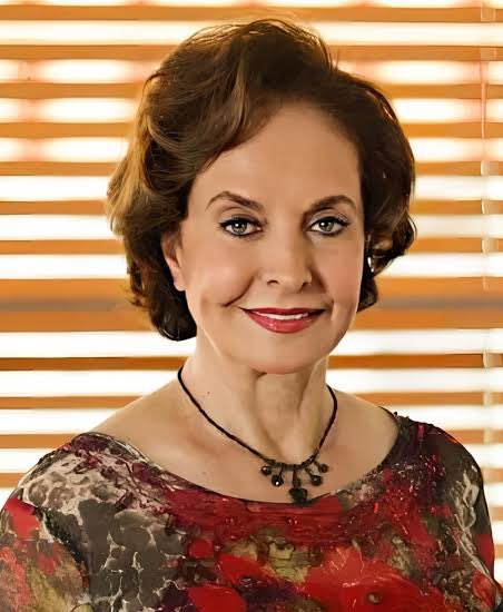 Tiyatro Ve Sinemanın Usta Ismi Ayten Gökçer 84 Yaşında Hayatını Kaybetti