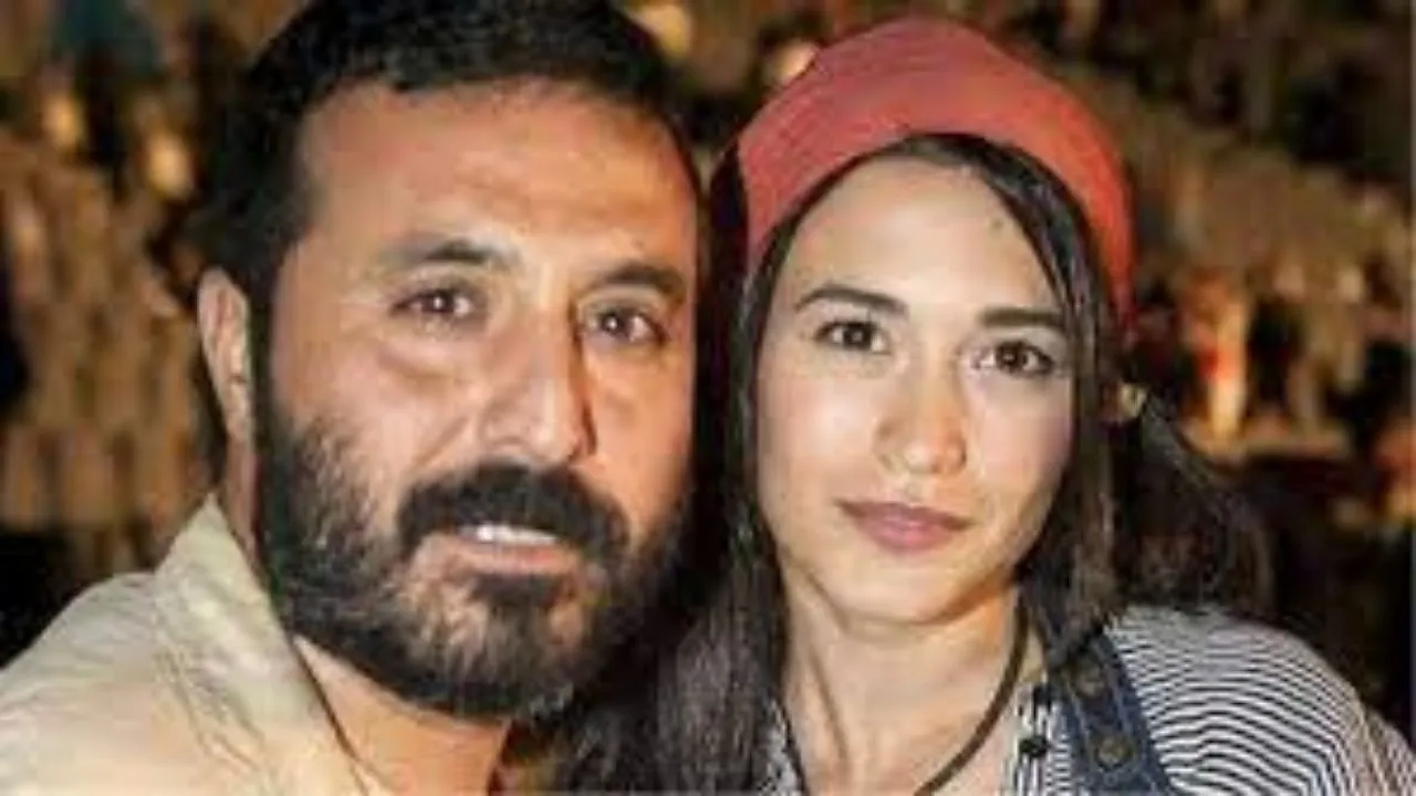 Ecem Özkaya – Mustafa Üstündağ Fikir Ayrılıkları Nedeniyle 2019 Yılında ayrıldı