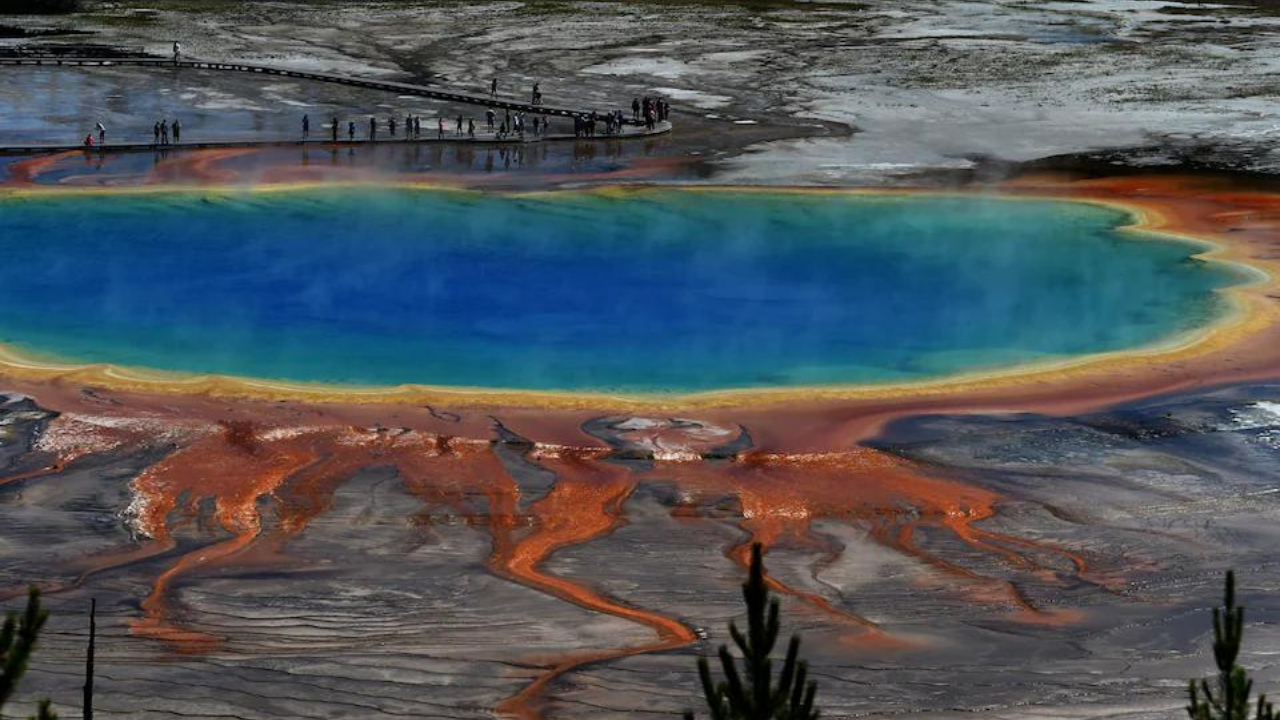Yellowstone Milli Parkı’nda volkanik patlama: Dünya’nın en tehlikeli süper volkanı risk altında