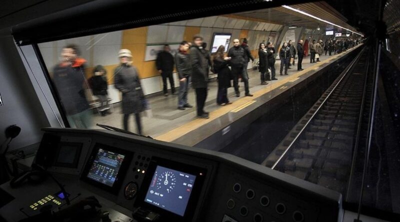 M1B Yenikapı-Kirazlı metro hattı Otogar-Kirazlı seferleri 5 Ağustos'a kadar 22.00-00.00 arasında gecikmeli yapılacak 1