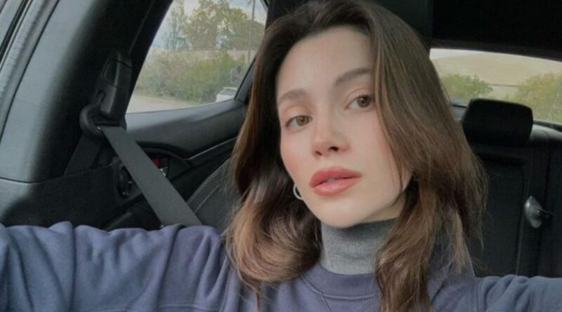 'Sipsecmel' Ecmel Kılıç, kızı Ela Dubai tatilinde küvette patates kızartması yediği için eleştirilere maruz kaldı 1