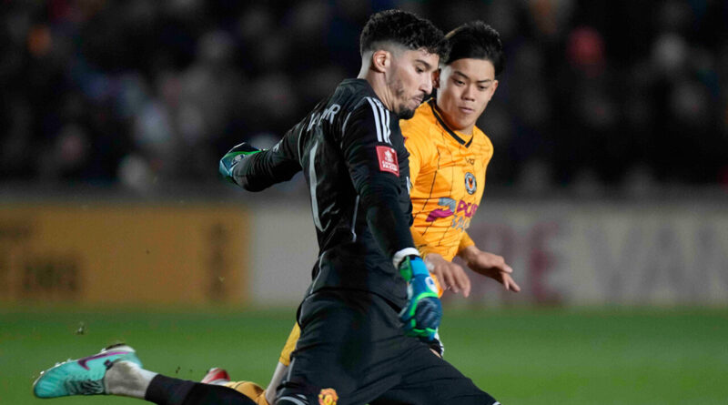 Altay Bayındır ilk maçına çıktı! 2. lig ekibinden 11 dakikada 2 gol yedi 1