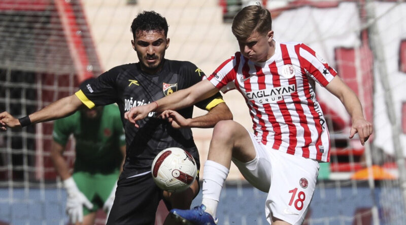 Antalyaspor 2-0'dan 2 puan verdi 1
