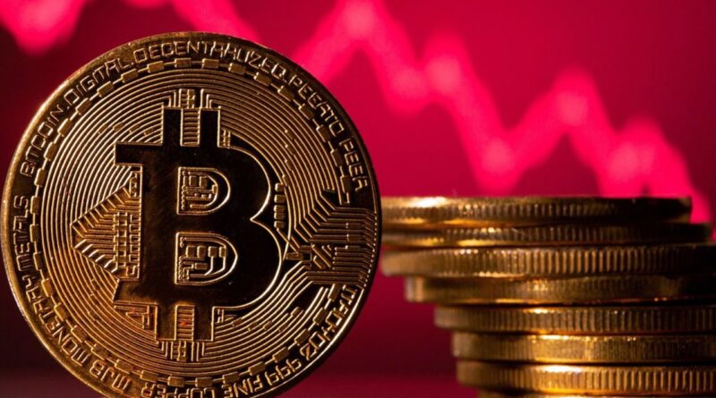 Balinalar yüklü satıyor! Bitcoin 2 ayın dibinde 1