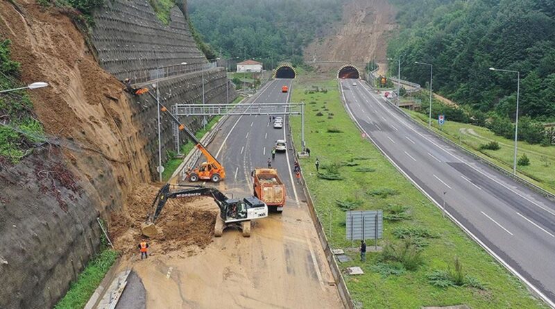 Bolu Dağı Tüneli İstanbul istikameti trafiğe kapanıyor! Bolu-İstanbul yolunun kaç gün kapalı olacağı açıklandı 2