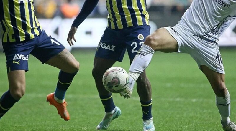 Fenerbahçe - Adana Demirspor maçı 4-2 Fenerbahçe üstünlüğü ile bitti 1