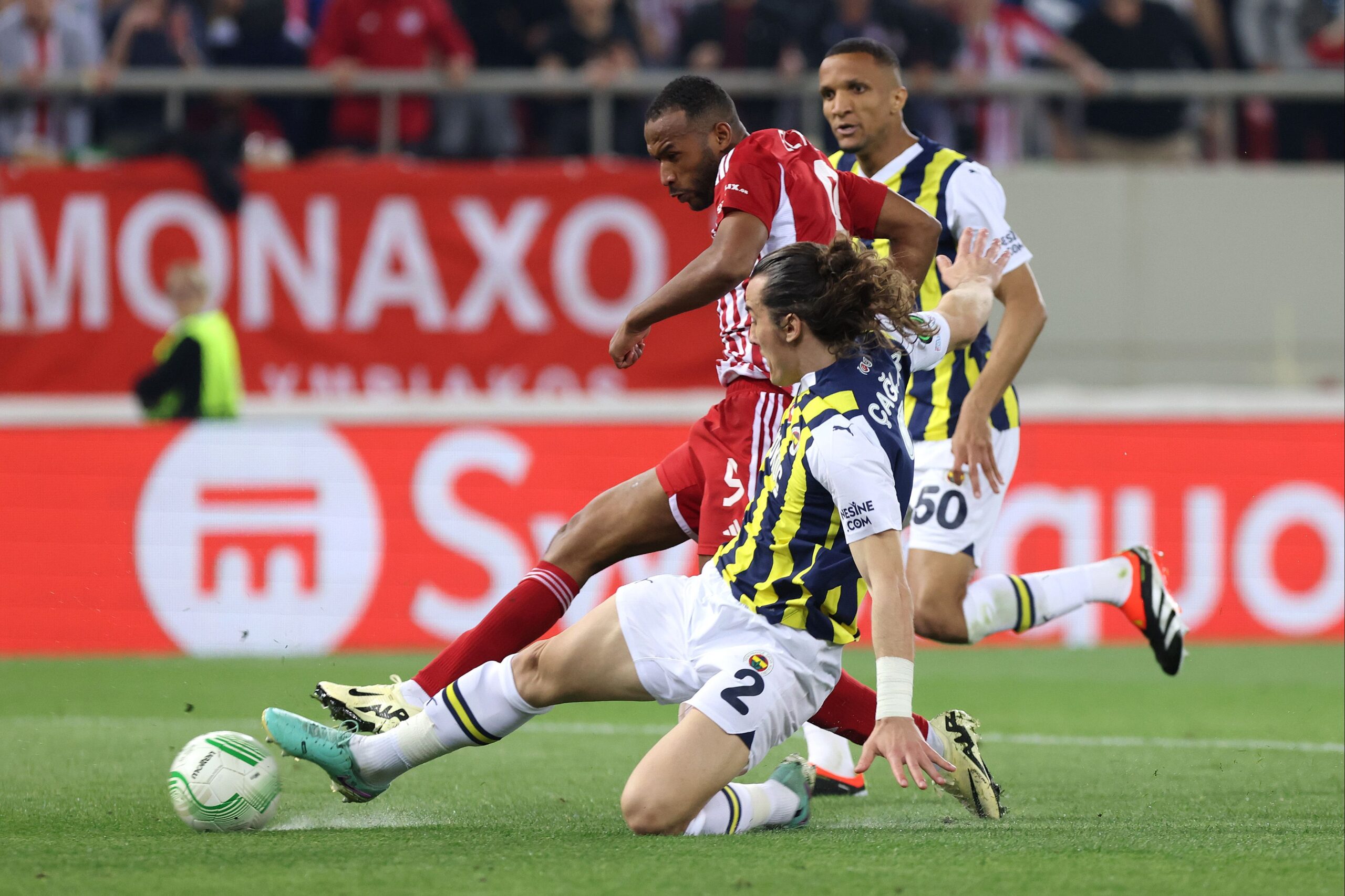 Fenerbahçe tur şansını İstanbul'a bıraktı! Olympiakos - Fenerbahçe maçı sona erdi: 3-2 - 2. Resim