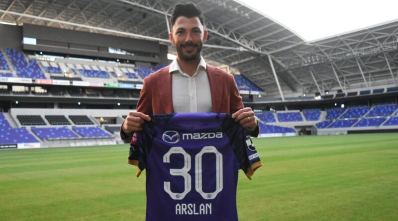 Fenerbahçe ve Beşiktaş'ın eski yıldızı Tolgay Arslan'ın yeni takımı şaşırttı 8