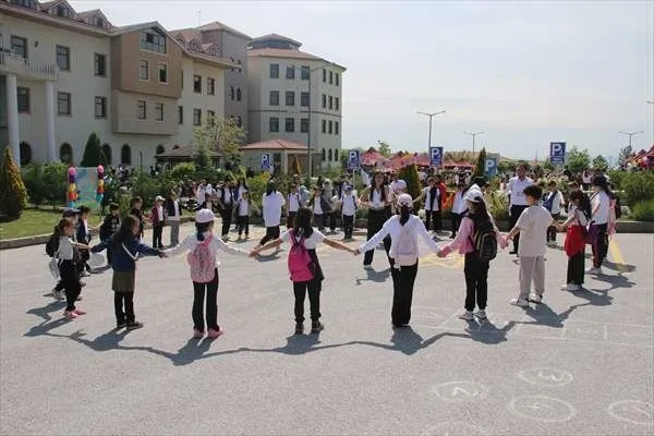 çocuk üniversitesi nedir