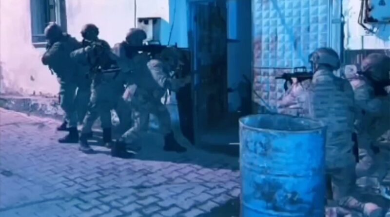 'Mahzen-13' operasyonlarında 2 organize suç örgütü çökertildi 1