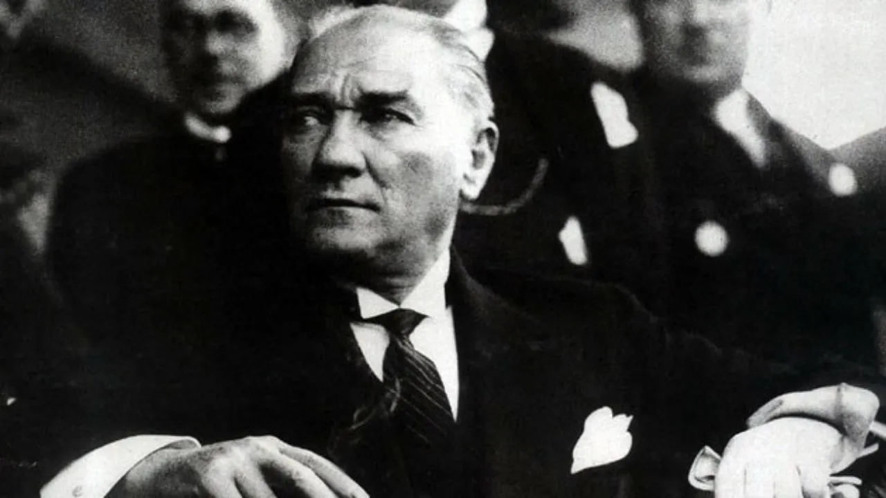 X’te Atatürk’le Fetö’yü Bir Tutan Paylaşım Sonrası 5816 Sayılı Kanun gündeme geldi