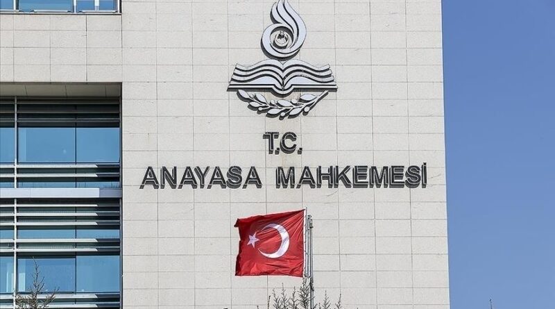 Anayasa Mahkemesi'nin Instagram erişimi kararının iptali hakkında tweeti silindi, siteye erişim sağlanmıyor 4