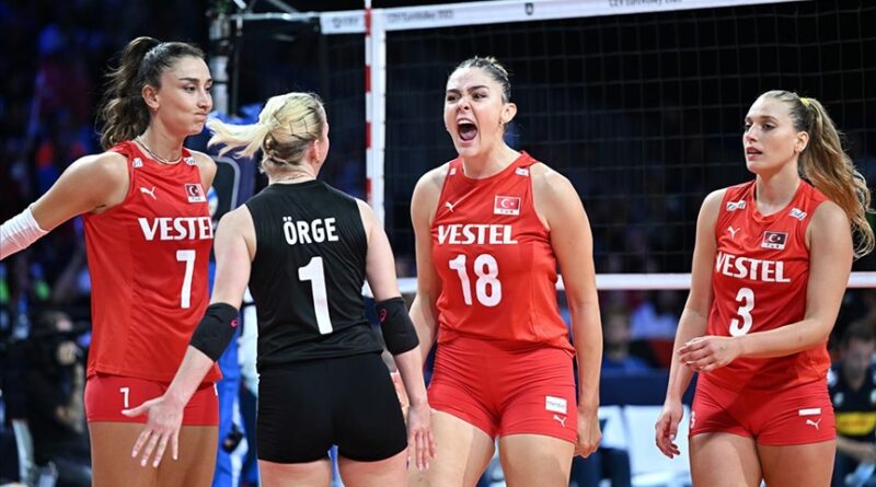 Türkiye - Brezilya voleybol maçını Kerem Öncel anlatıyor 7