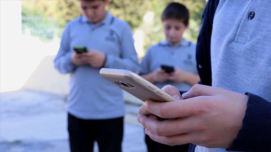 lisede tenefüste telefon yasak mı
