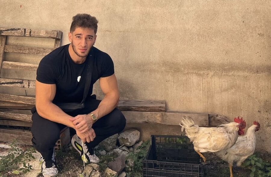 Testo Taylan yaş sevgilisi boy