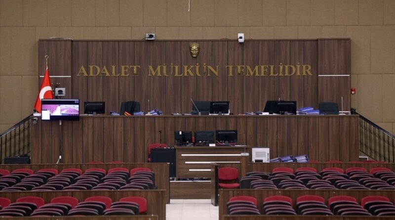 Sevgilisinin eski aşklarını gözaltına aldıran savcı gündem oldu
