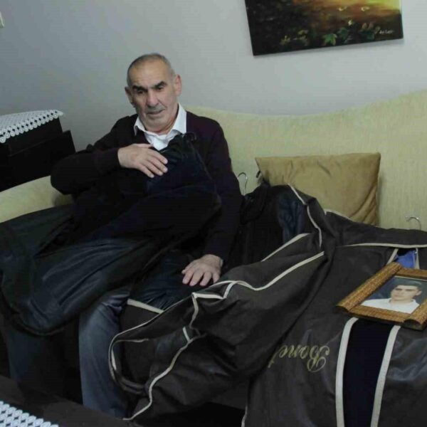 22 yıldır usanmadan oğullarını arıyorlar: