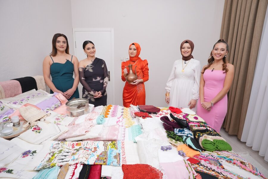Gelin Evi rabia kılıç instagram