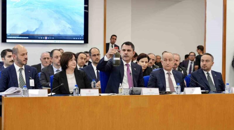 Bakan Kurum’dan üzerine iftira atan EMEP Milletvekiline sert yanıt 1