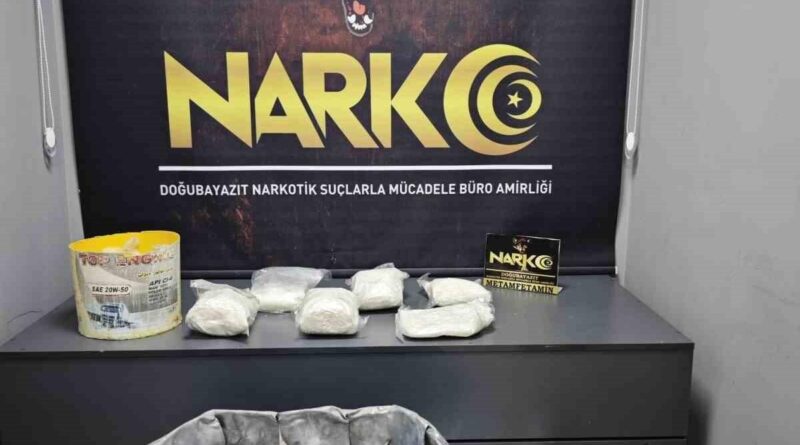 Doğubayazıt'ta İran plakalı tırda 7 kilo metamfetamin ele geçirildi 1