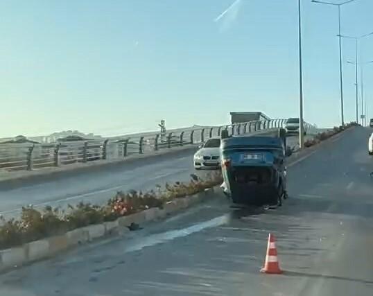 Elazığ'da Sürücünün Direksiyon Hakimiyetini Kaybetmesi Sonucu Otomobil Takla Attı 2 Kişi Yaralandı 1