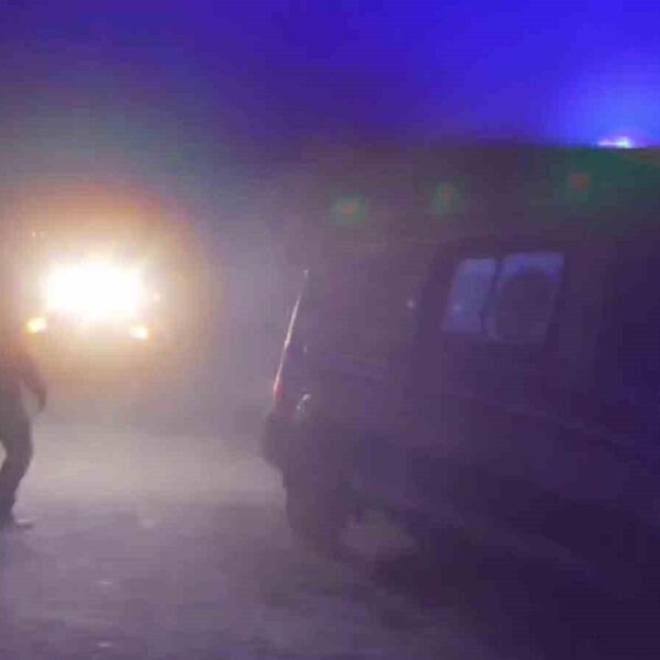 Epilepsi hastası çocuğu ambulansla kurtarıldı