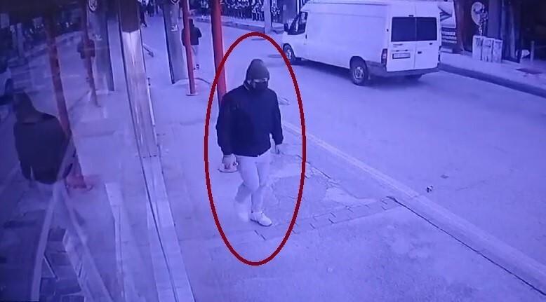 İstanbul'da Yakalanan Sahte Polis, Bursa'da Emeklilerden Altın Dolandırması 1