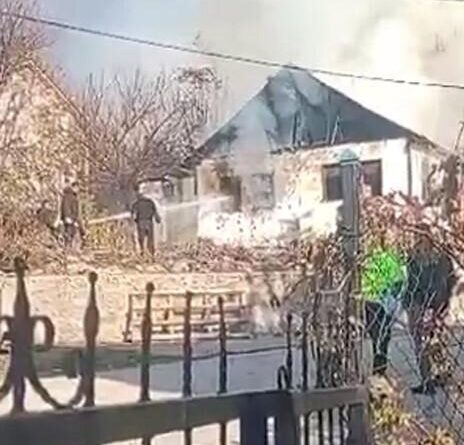 Koyulhisar'da yangında 90 yaşındaki Güllü Basmaz yaralandı 1