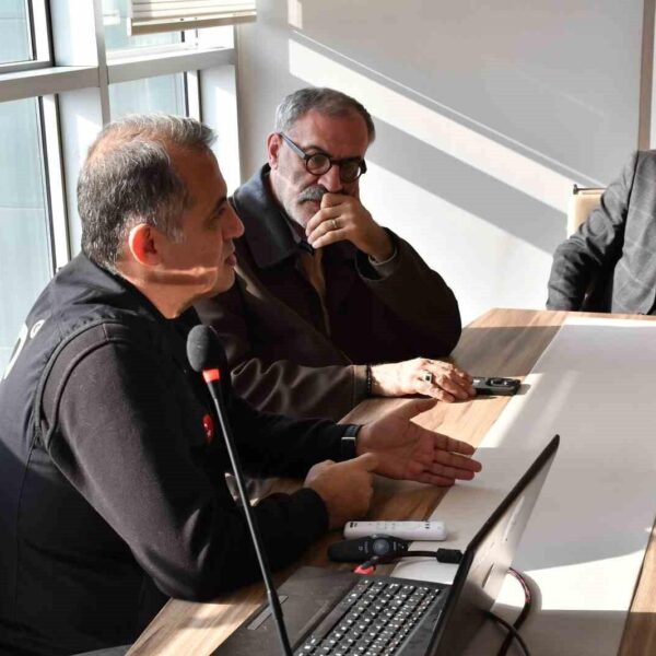 Manisa Büyükşehir Belediye Meclisi Deprem ve Doğal Afet Komisyonu Toplantısı-1