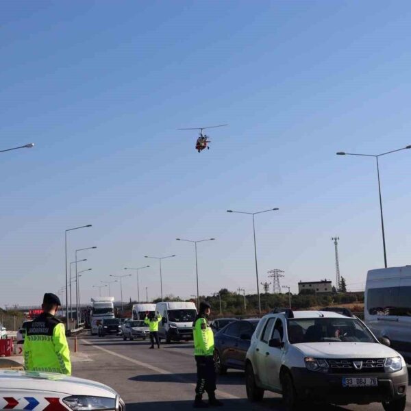 Mersin'de Cayrokopter Desteğiyle Trafik Kontrolü-2
