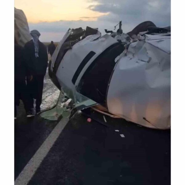 Trafik kazasında yaralılar-2