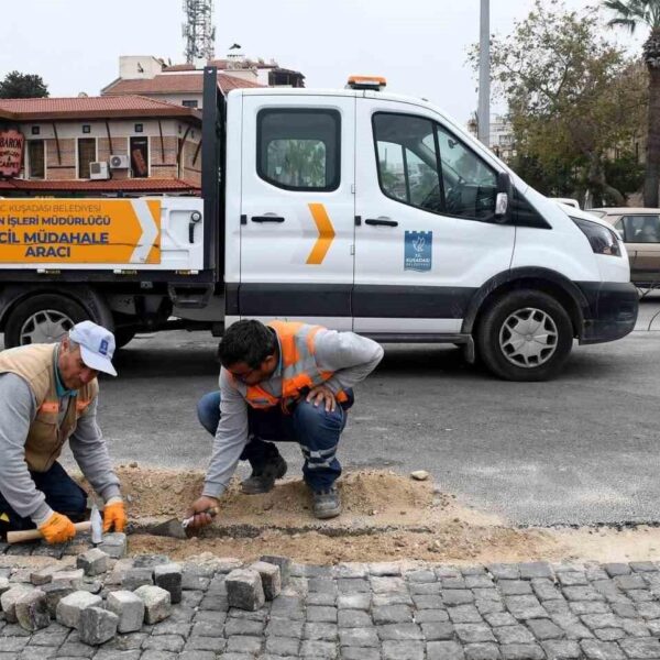 Acil Müdahale Birimi tarafından yapılan yol tamiratı-5