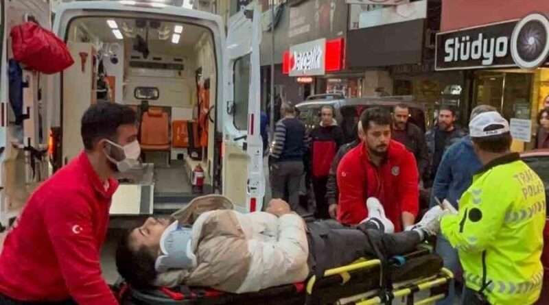 Aydın Nazilli’nde Y.E.T Motosikleti Yaya B.E.‘ye Çarptı, Her iki Seite de Yaralandı 1