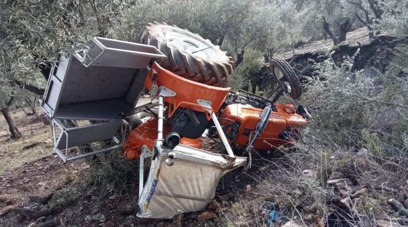 Aydın Söke'nde Yaşanan Traktör Kazasında Hüseyin K. Ağır Yaralandı 1
