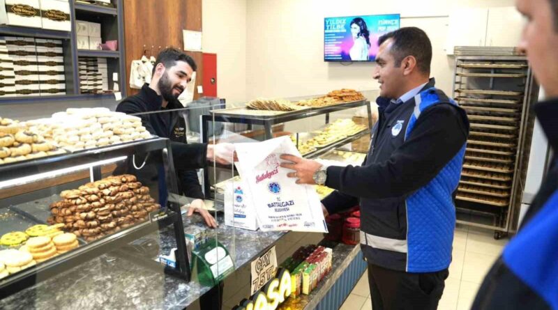 Battalgazi Belediyesi, Esnafı Hijyen Kuralları ile Bilgilendirip Hediye Takdim Etti 1