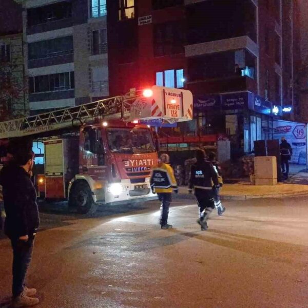 Çorum'da intihar kalkışını gerçekleştiren 34 yaşındaki A.T.-1