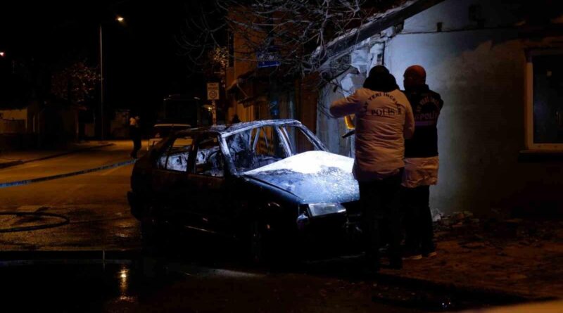 Edirne'de meydana gelen kazada 4 kişi yanarak can verdi 1