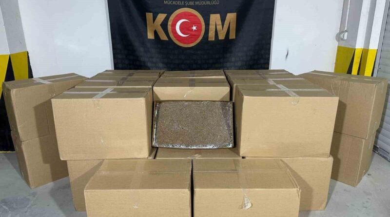 Eskişehir'de 900 Bin TL Değerinde Kaçak Makaron Ele geçirildi 1