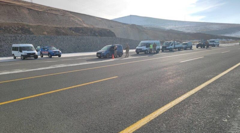 Kars'ta Jandarma, 'Düzensiz Göçle Mücadele' Uygulaması Sonucunda 13 Kişi Yakalandı 1