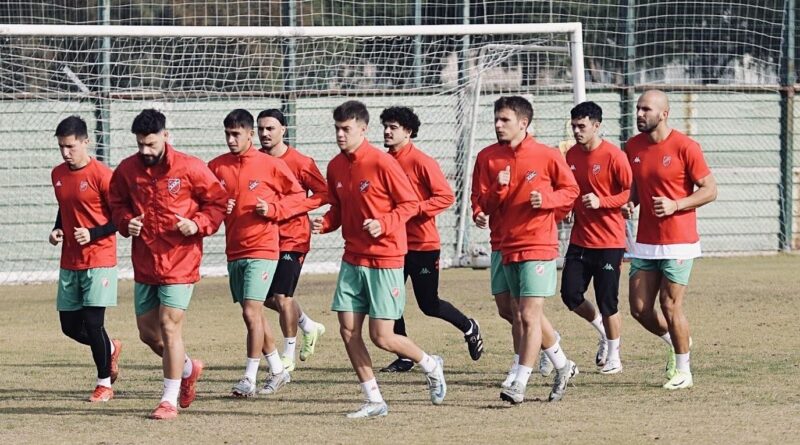 Karşıyaka'da Ödeme Krizi! Oyuncular TFF'ye Başvurdu 1