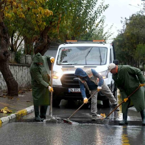 Kuşadası'nda Acil Müdahale Birimi Ekipleri-4