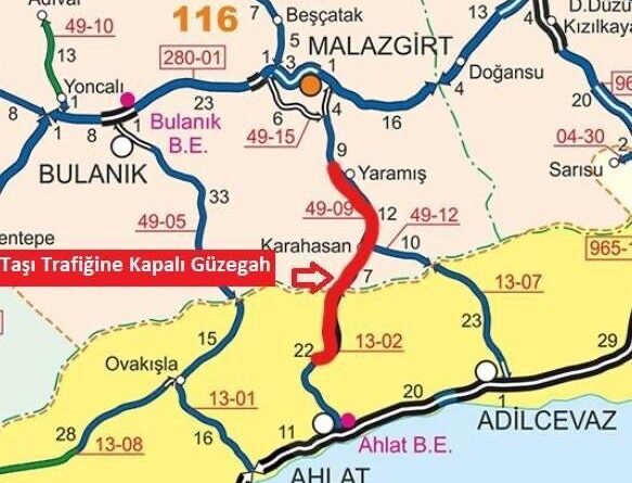Muş'ta Kar Yağışı ve Tipi Nedeniyle Malazgirt-Ahlat Karayolu'nda Ulaşım Kapatıldı 1