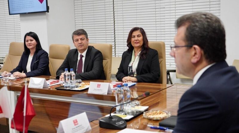 Özlem Çerçioğlu, Ankara'da TBB Encümen Toplantısında Demokrasi ve Dayanışma Mesajı Verdi 1