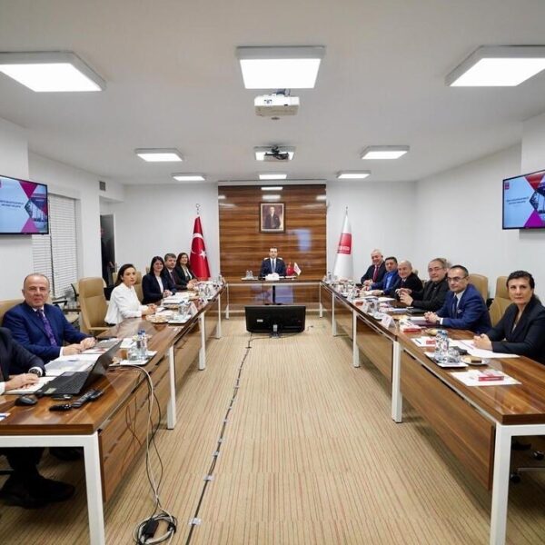Özlem Çerçioğlu, TBB Encümen Toplantısı'nda konuşuyor.-1
