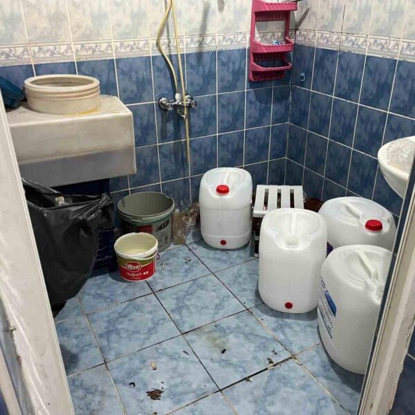 Sultangazi'de sahte alkol ele geçirildi-1