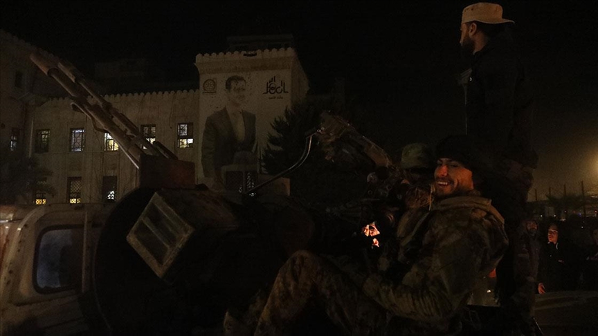 Muhalifler HTŞ Şam'ı aldı aldı mı