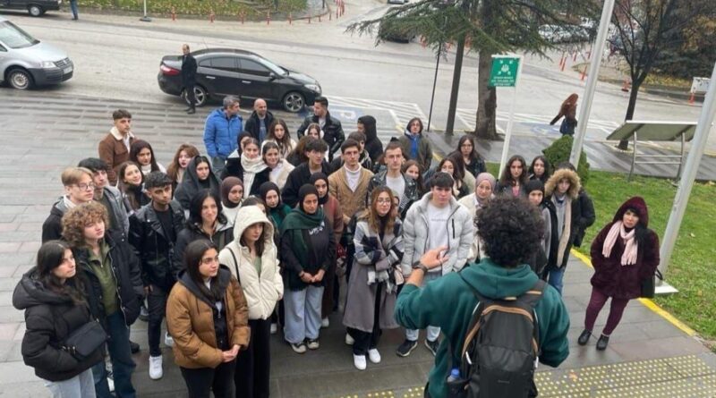 Anadolu Üniversitesi, 12'nci Sınıf Öğrencilerine Tanıtıcı Kampüs Turları Sunuyor 1