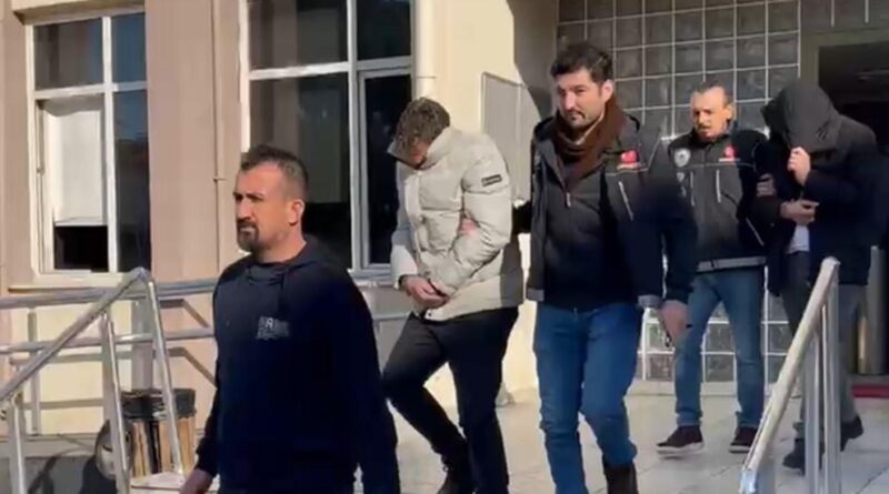 Aydın Efeler'de Uyuşturucu Satıcısı İki Şüpheli Tutuklandı 1