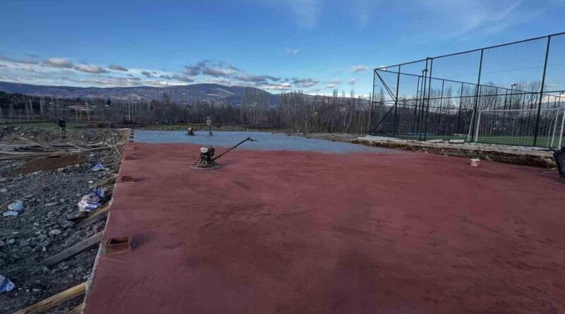 Beyağaç'ta Tekstil Fabrikası İnşaatı Başladı 1